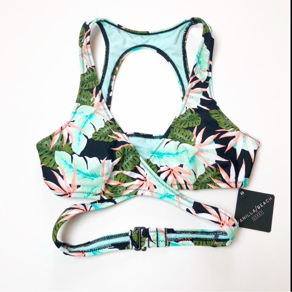 Vanilla/Beach Women’s Size Large Tropical Print Racerback Bikini Top NWT